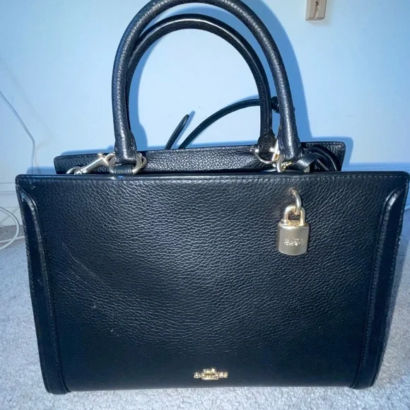 Authentic Coach Purse - Picture 3 of 9